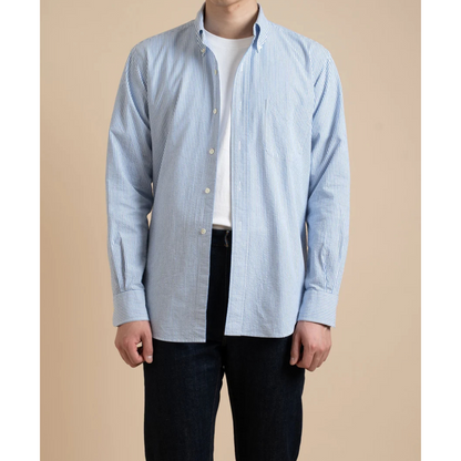 kamakura shirt seersucker blue model