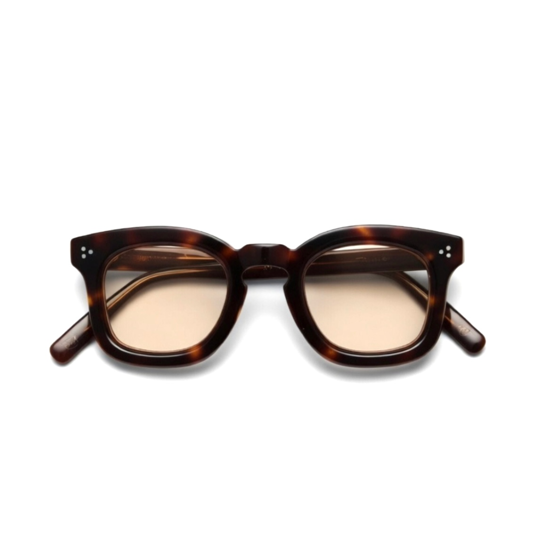 Guépard GP-17 dark brown frame sunglasses with light brown lenses, stylish accessories by Guepard.