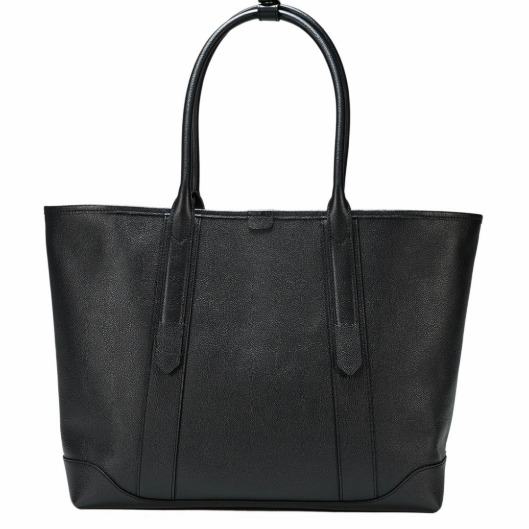 Black leather Adam’s Peach 055 Tote bag with sleek design and sturdy handles, perfect for stylish accessories.